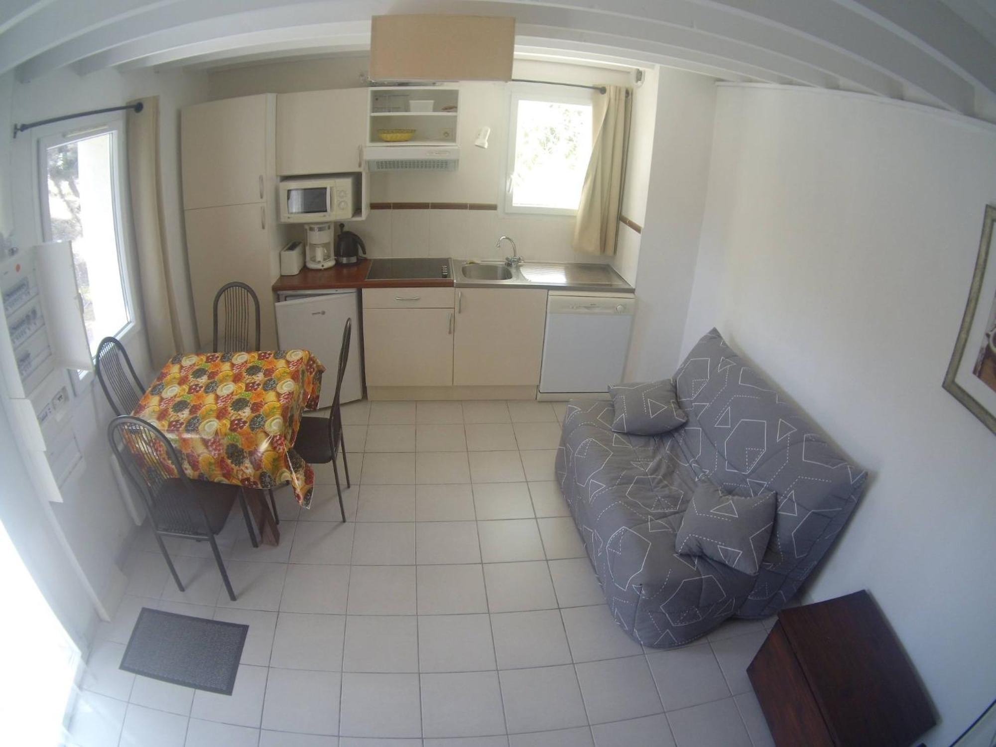 La Pointe Du Soleil Holiday home