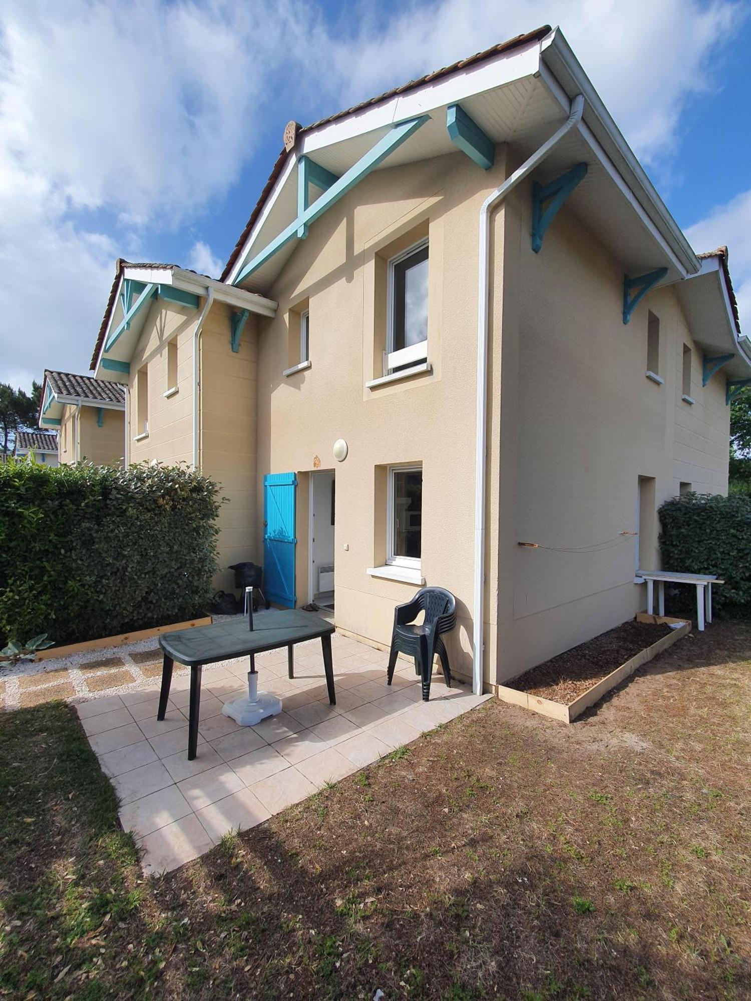 La Pointe Du Soleil Holiday home *
