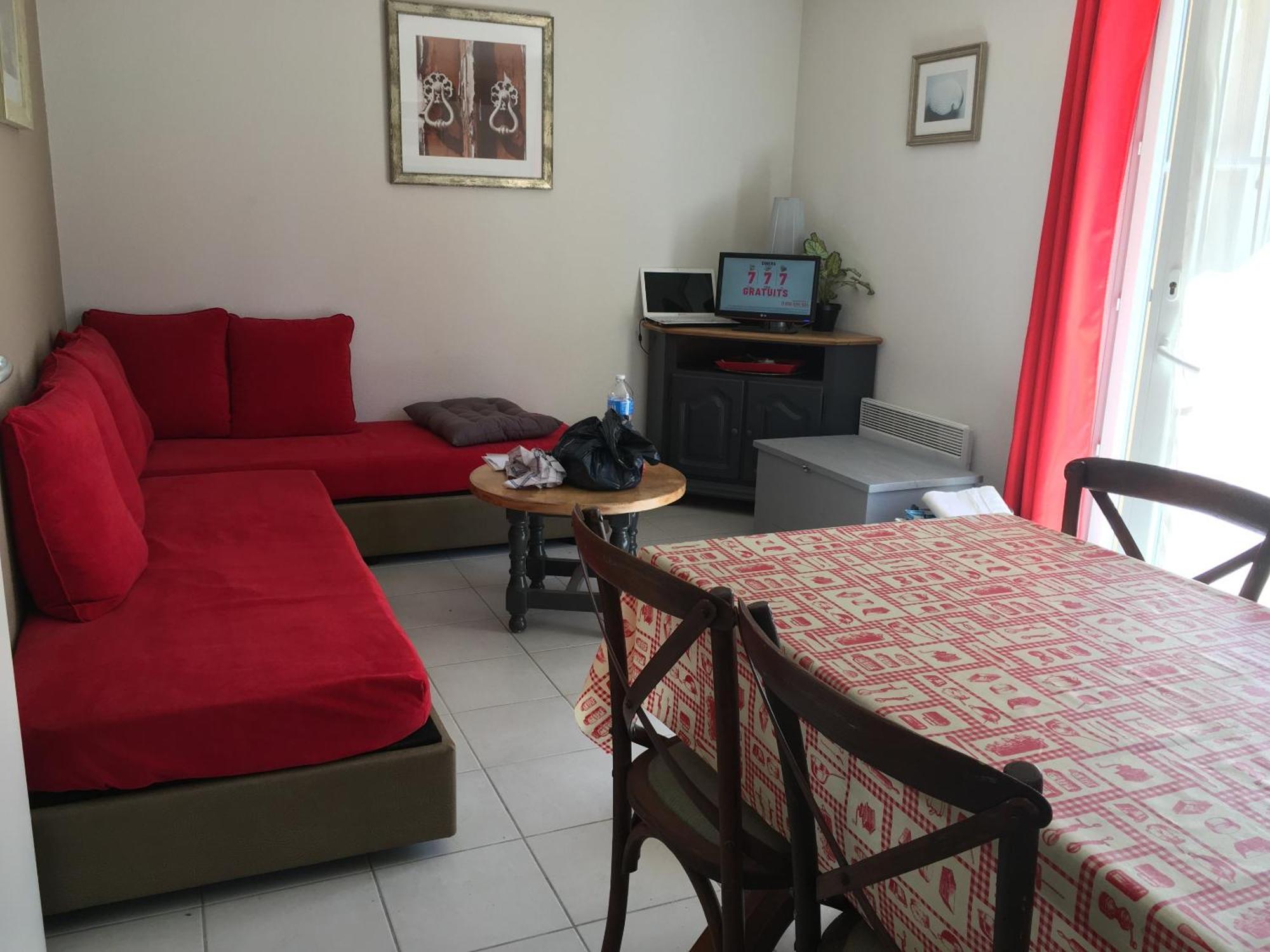 La Pointe Du Soleil Holiday home *